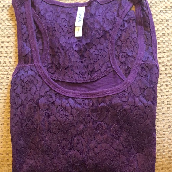 Tank top - Picture 3 of 3